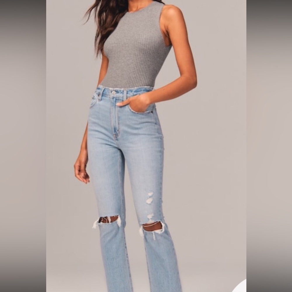 Express Flare Leg High Rise Ultra Hyper Stretch Flare Jeans  Size Small 0/2/4